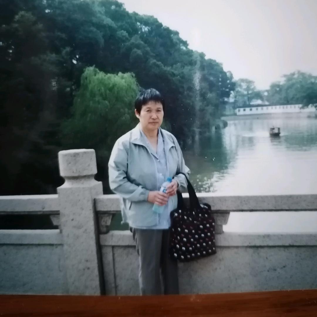 豆豆姐