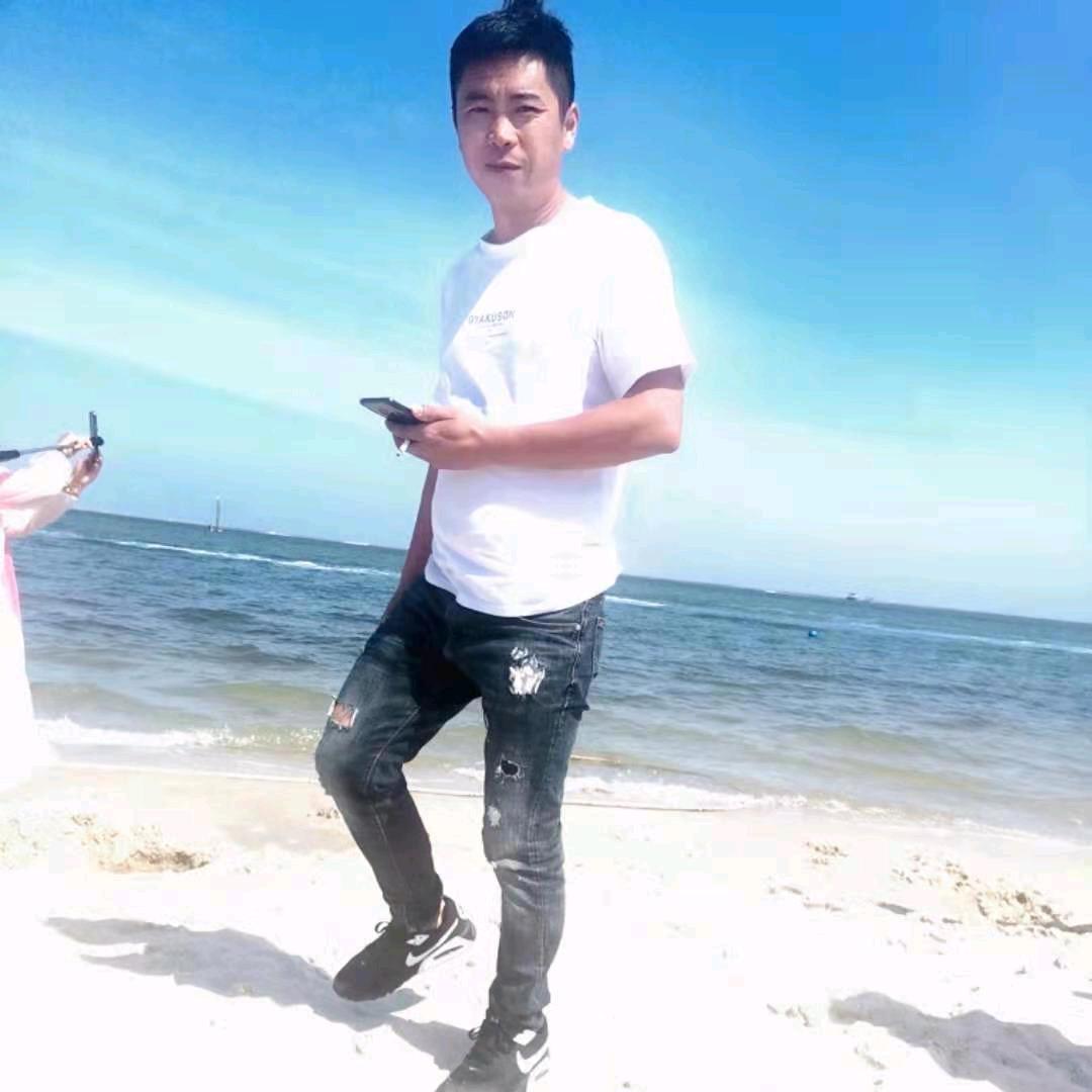 摆摊卖寂寞