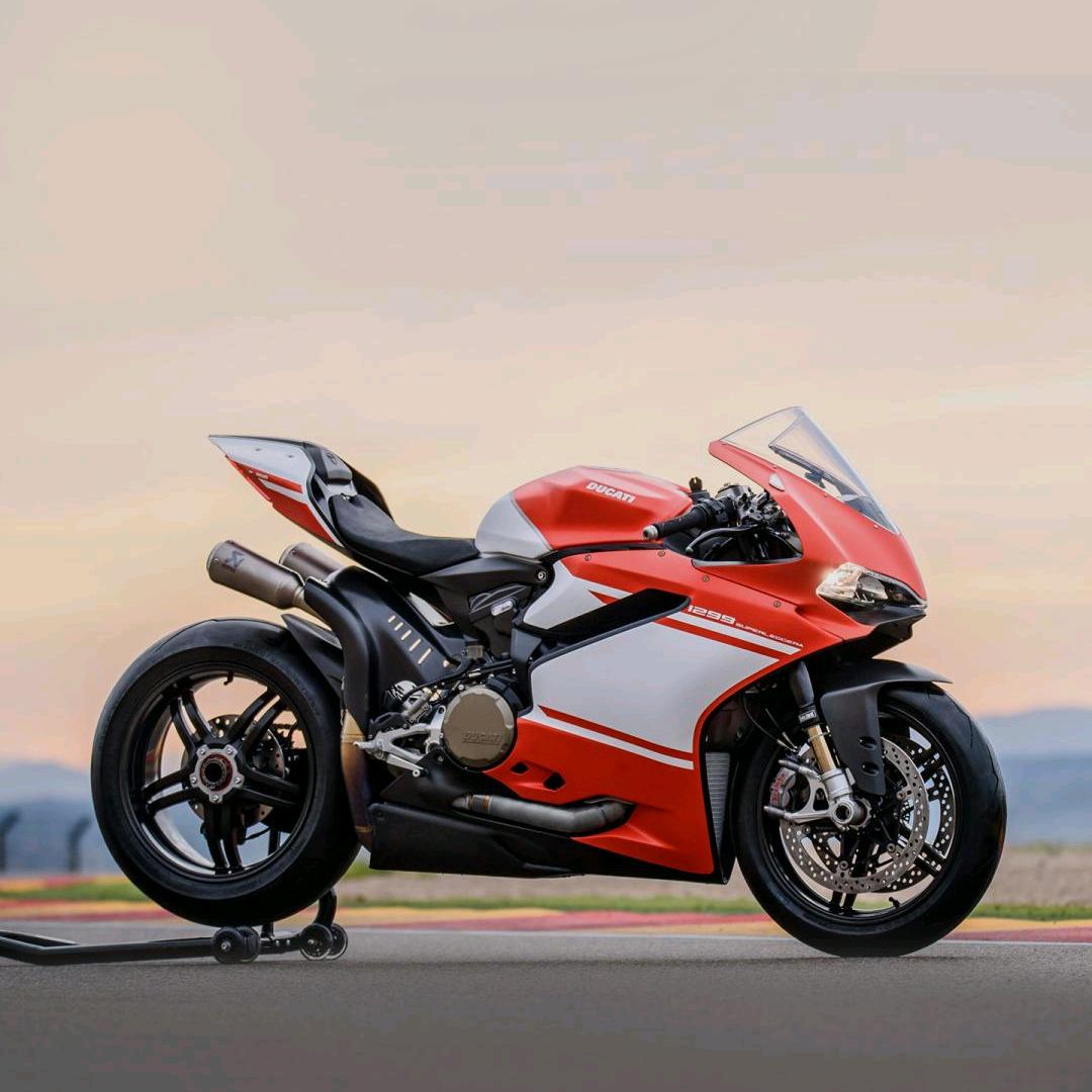 热的什么都不想说。