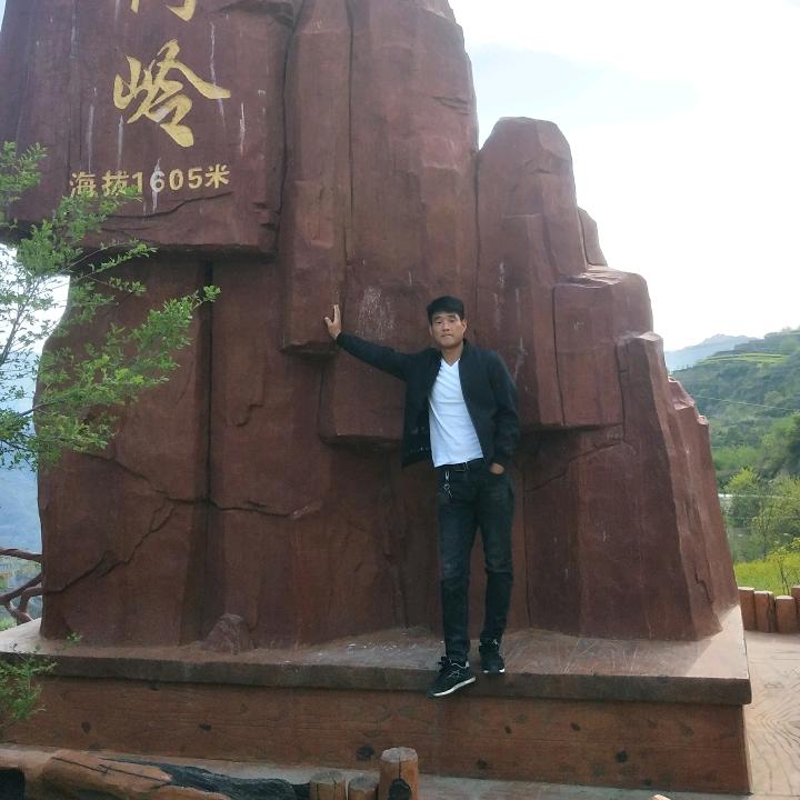 世俗的影子！