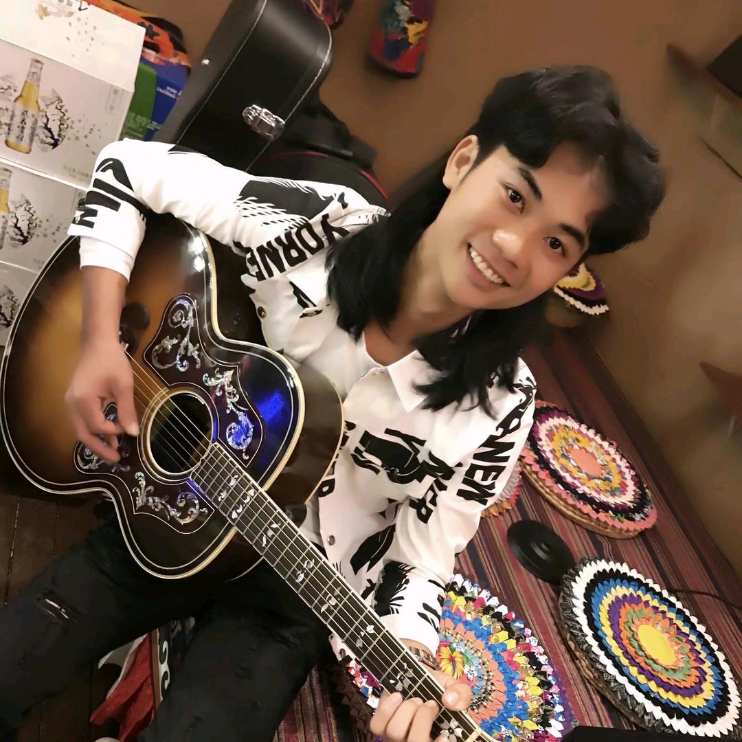 小吉他