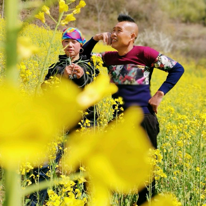 荣荣姐