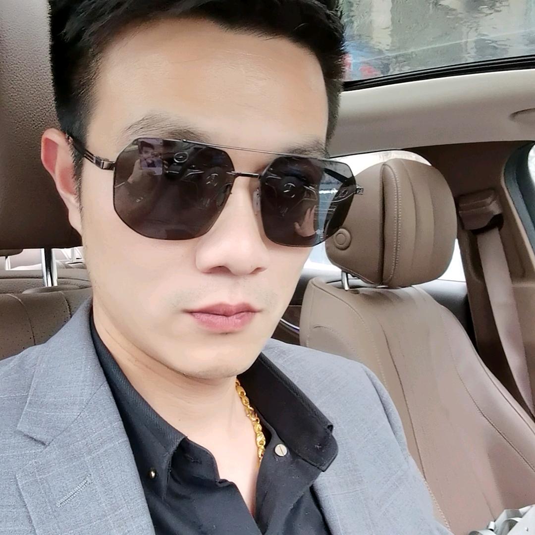 苍南灵溪偶姿女装实体店（可加盟）