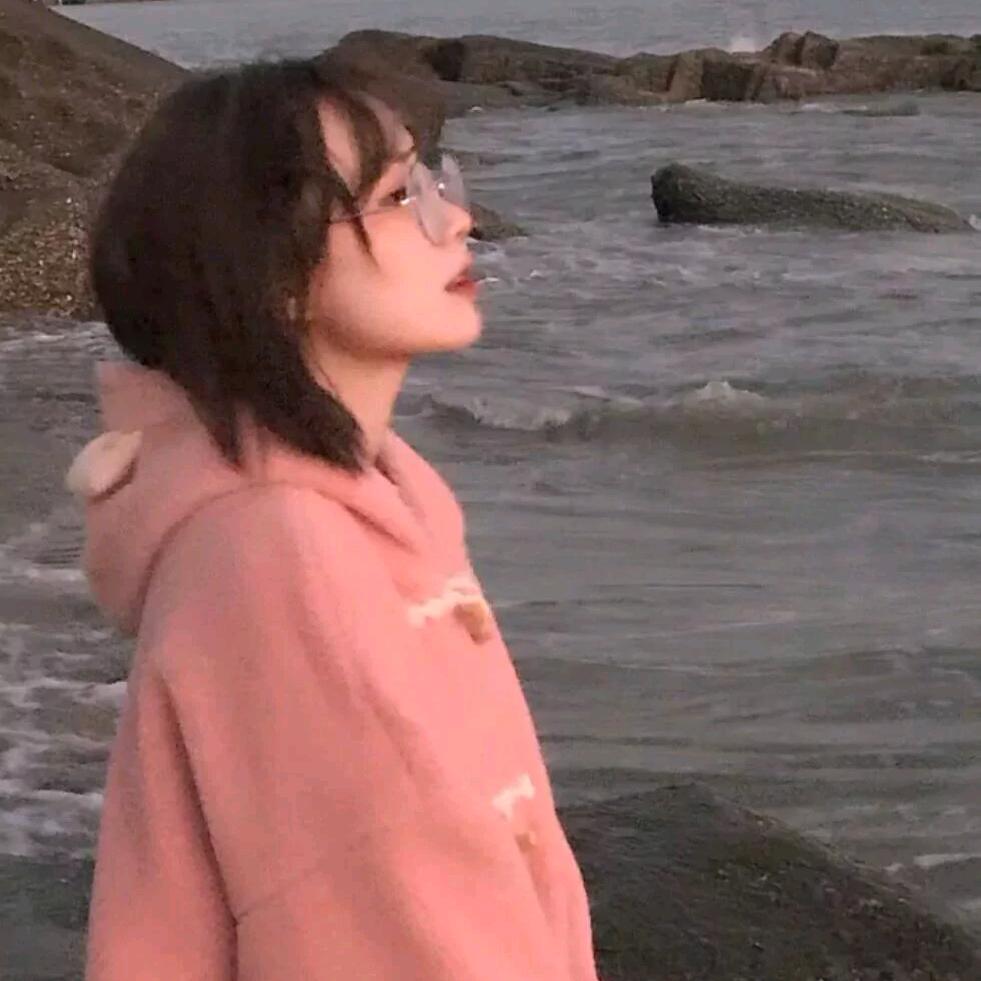 懒床小孩~