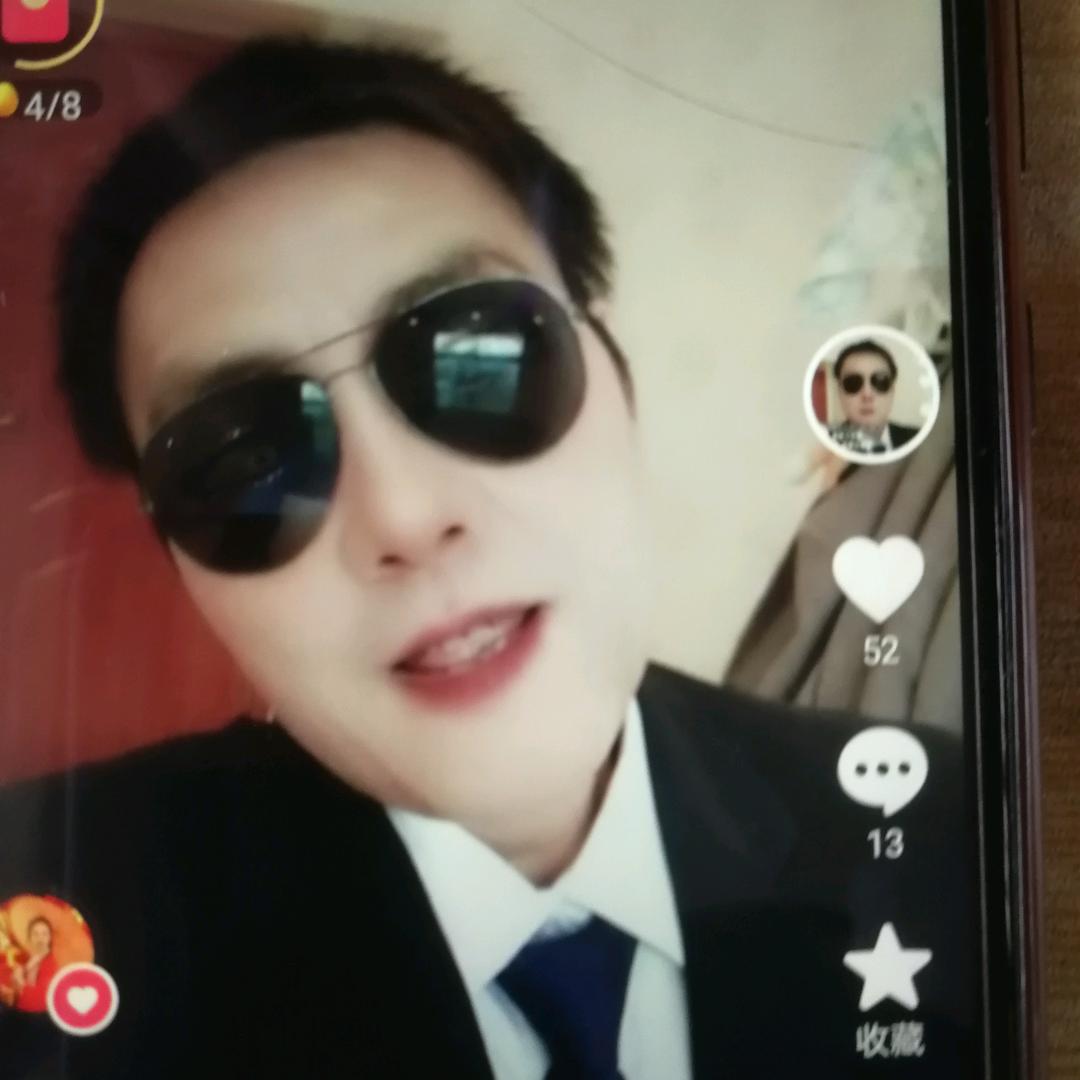 快乐的哥