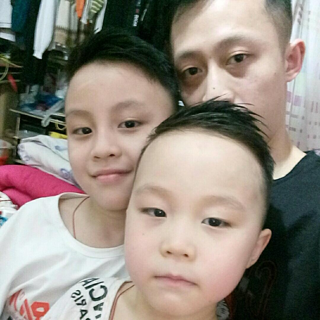 艾丽哲品牌女装