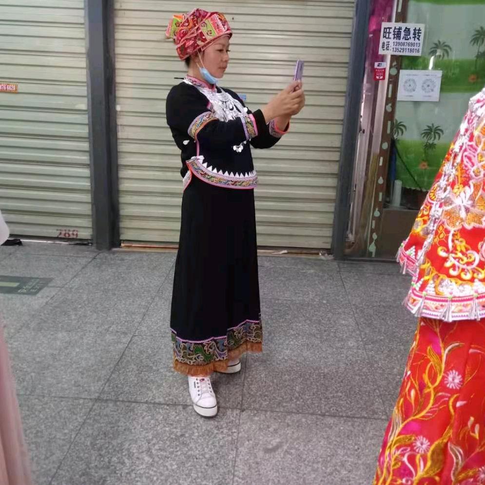 蓝莲花（拒绝私聊 ）