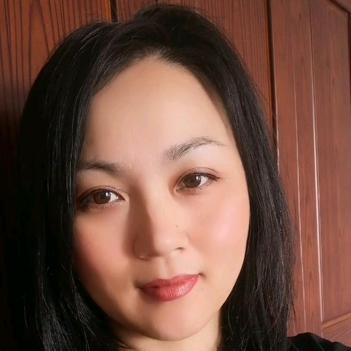 燕燕（订做生日蛋糕）