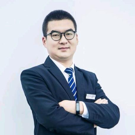 你在闹，我在笑   。