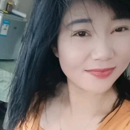 我是陈彩