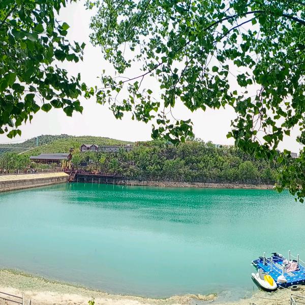 快乐的我，美好的世界