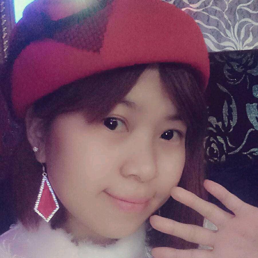 嫣然👑一笑