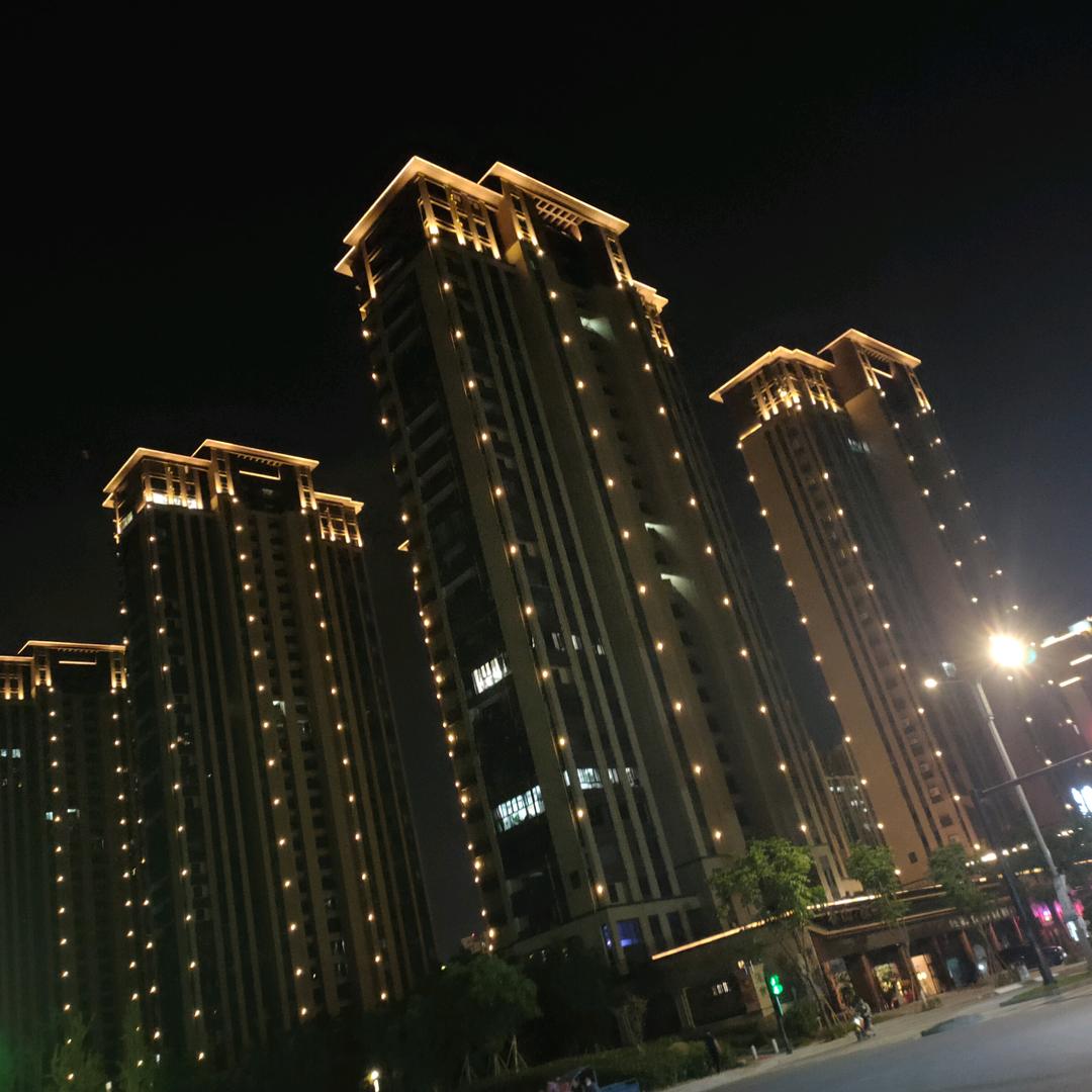 请叫我小黄同学