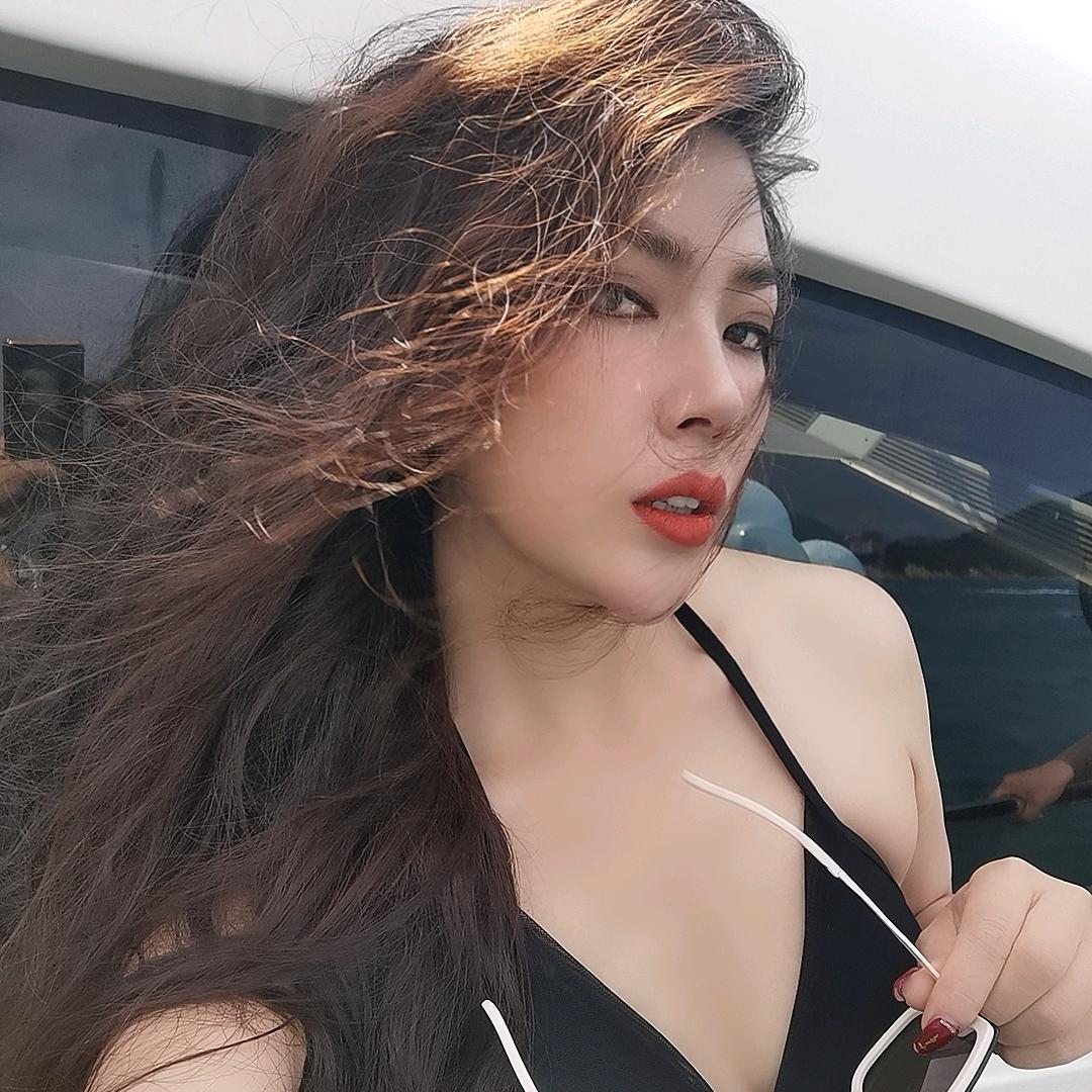 丽路.王