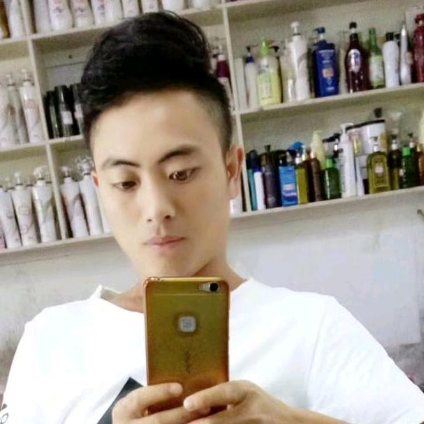 普定小杨哥