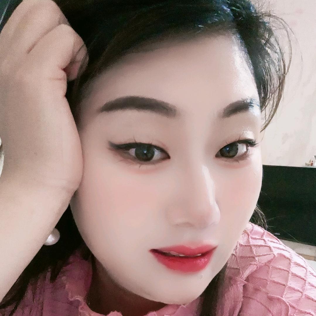 蓝心紫泪。