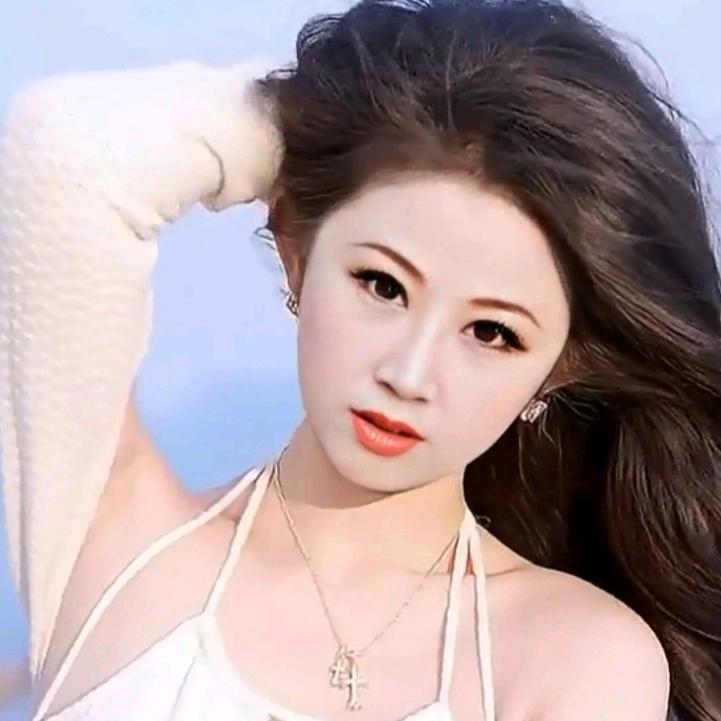 华儿(拒绝私聊，连赞)
