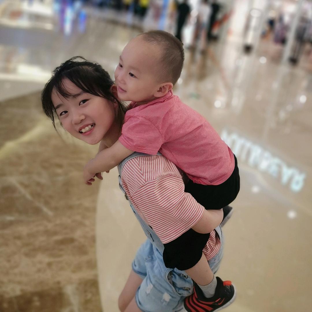 佛系小姐姐