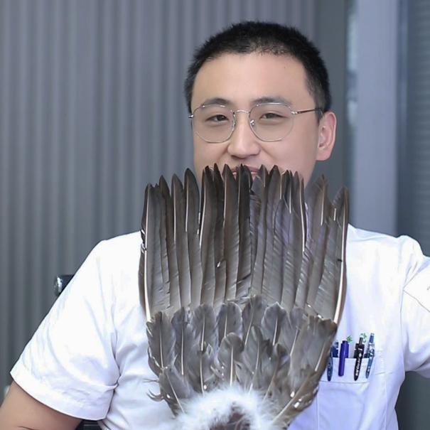 周医生不太冷