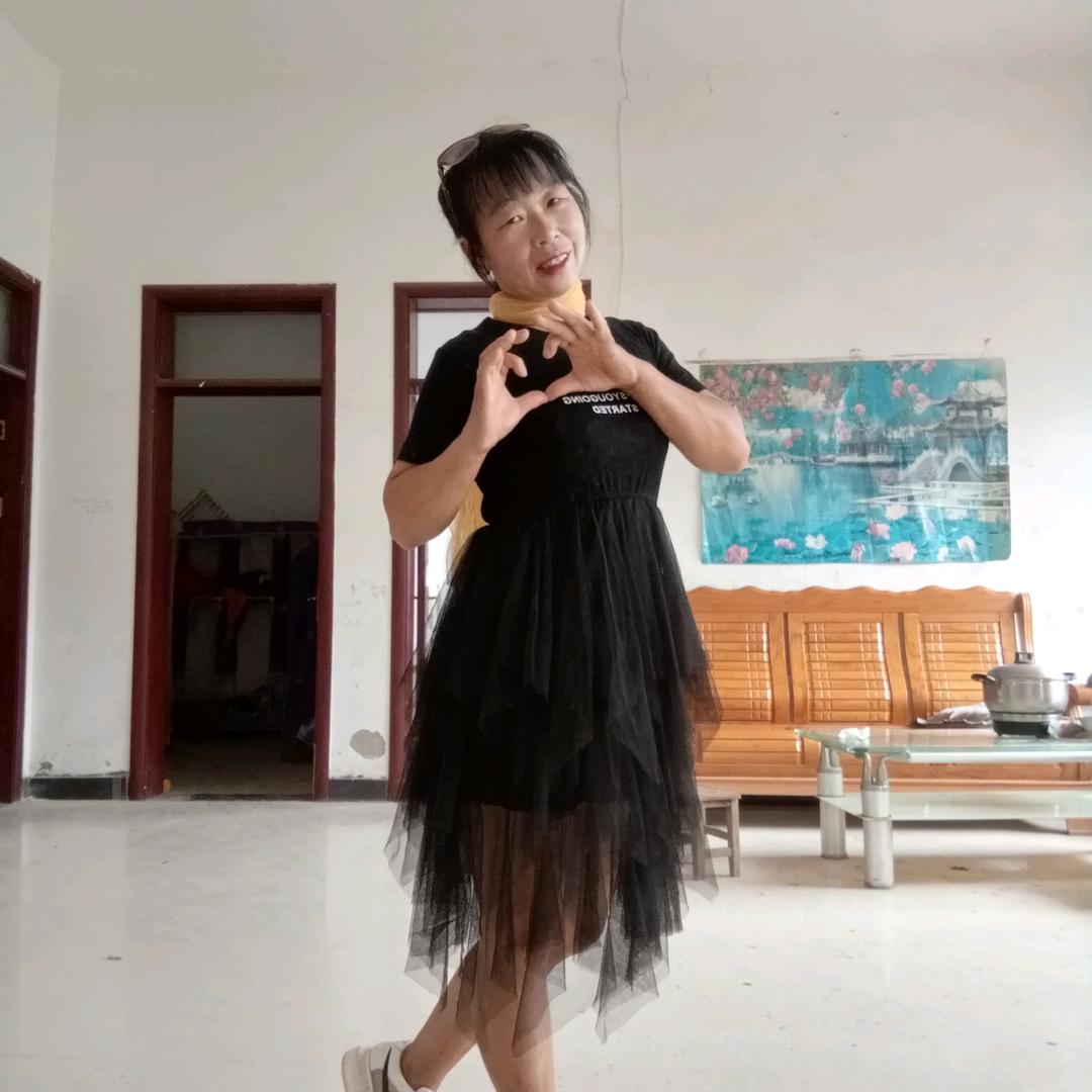 与懂你的人同行，不懂你的人不要问，快乐永