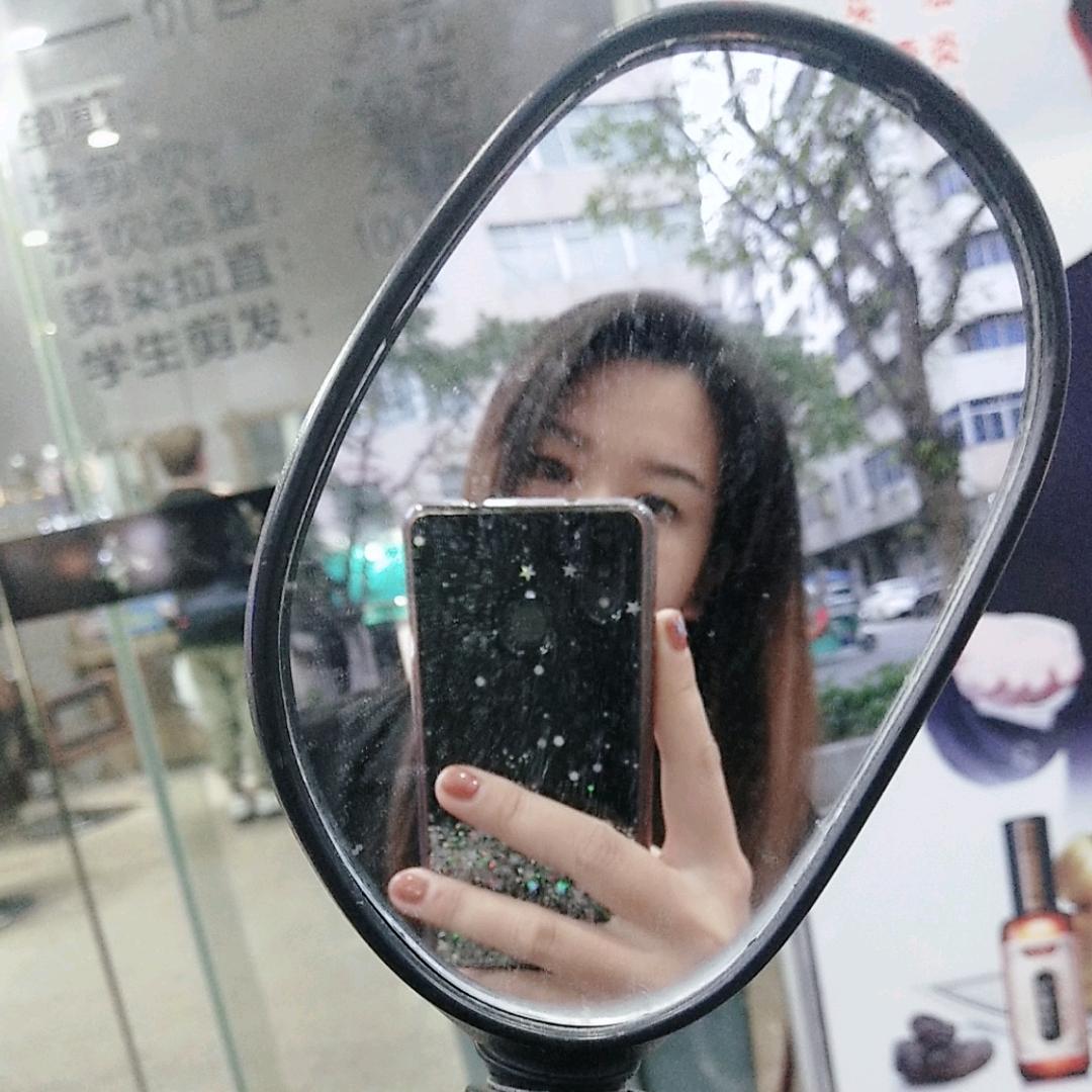 晚点自助美甲美睫店