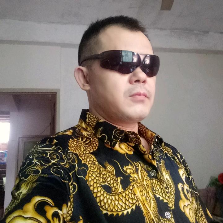 周扒皮