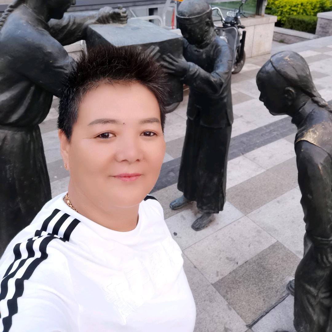 爱相随婚庆