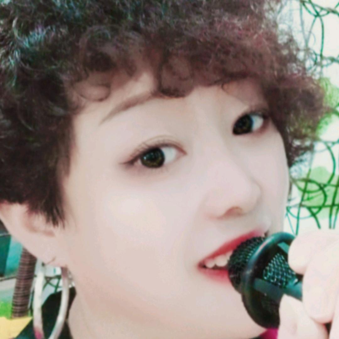 带刺的红玫瑰拒私聊