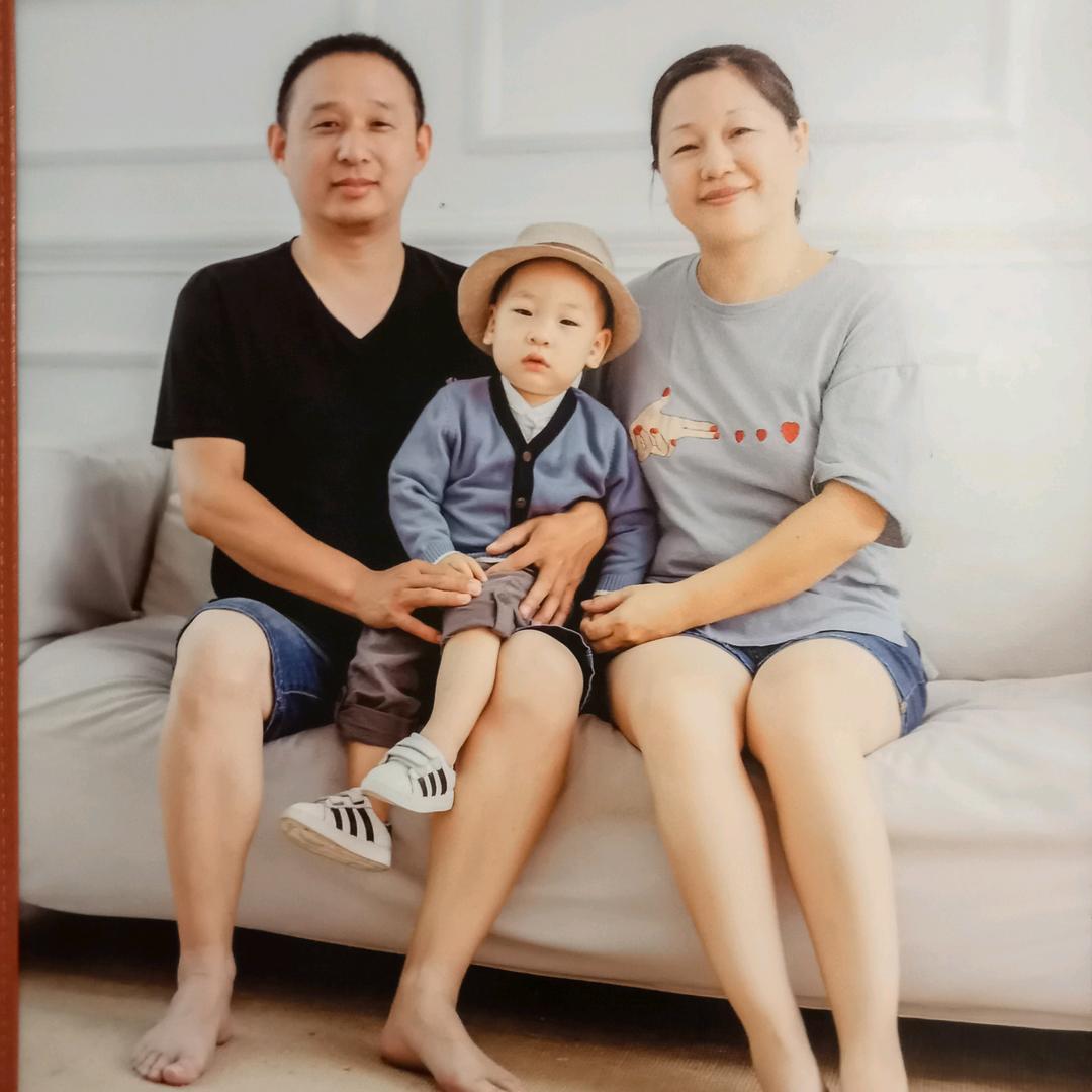 可爱的迪ssaG?  lo