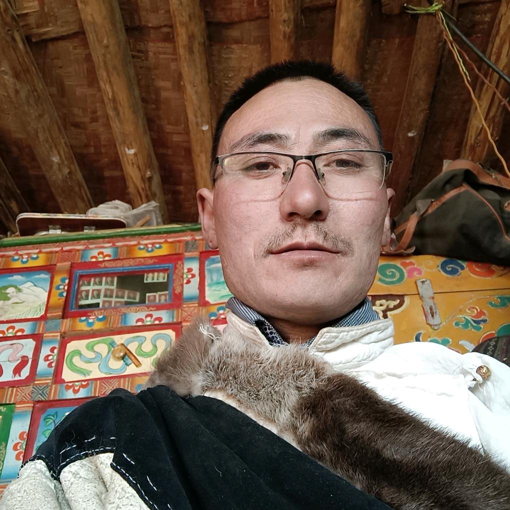 西藏昂仁县达若乡强玛村其美