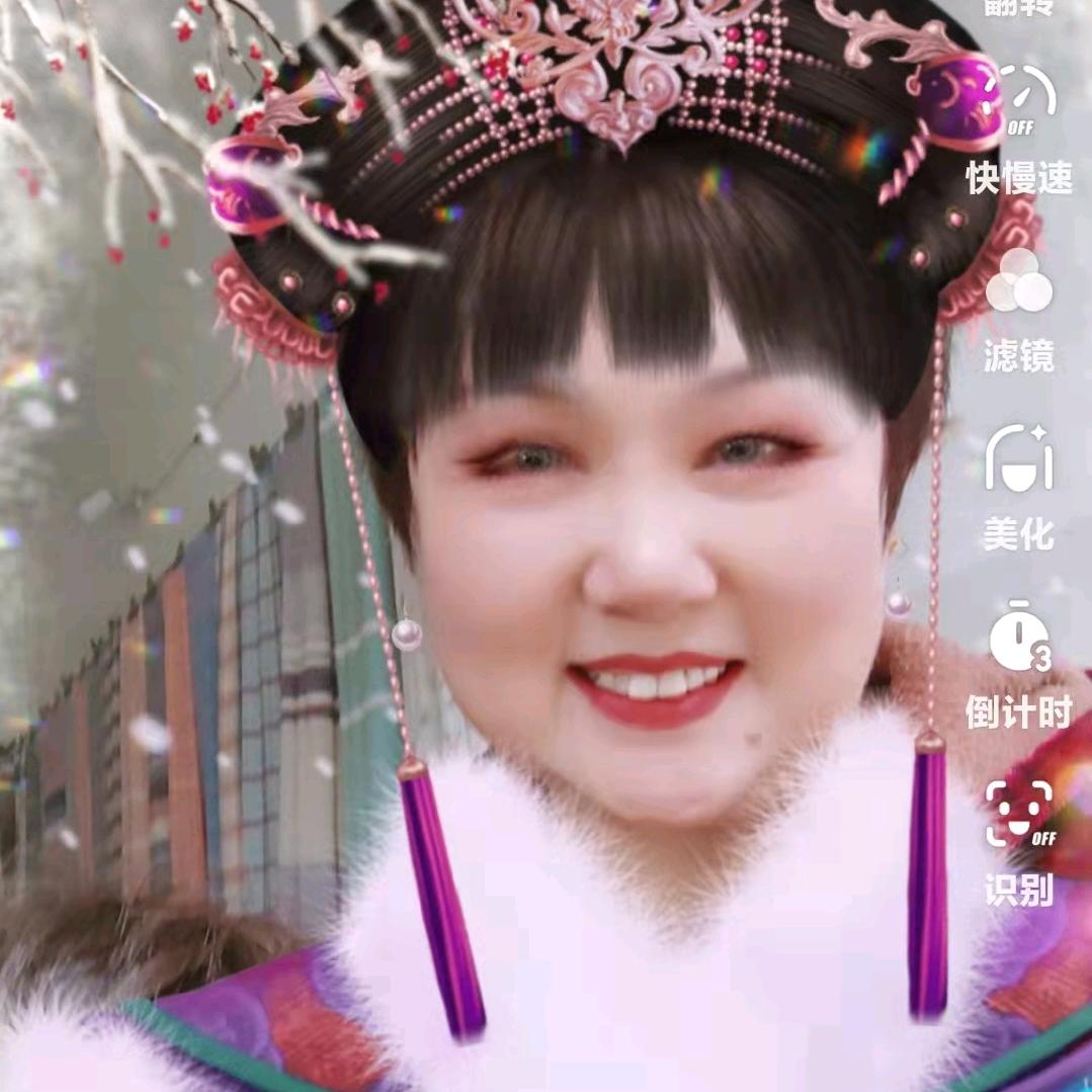 水中月亮。