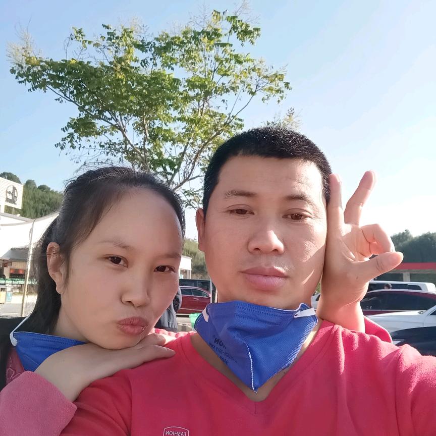 世界虐我千百遍，我待世界如初恋，