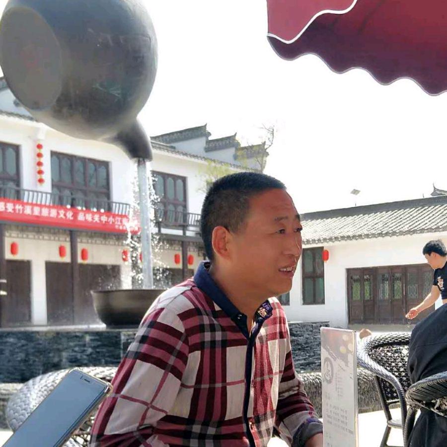 刘斌，供应西瓜丶葡萄及各种水果