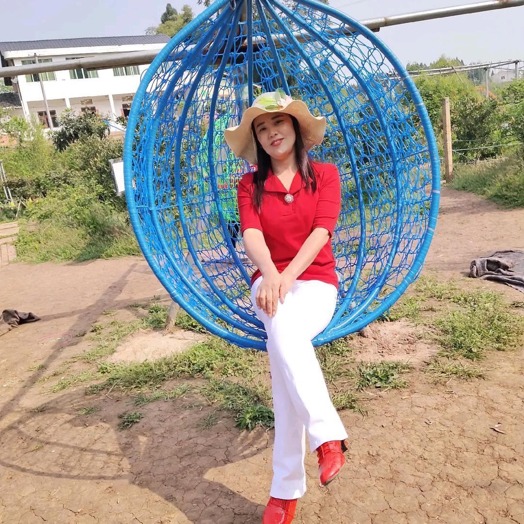 全胜乌鱼庄🐠杨燕