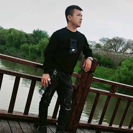 卡车司机伟哥