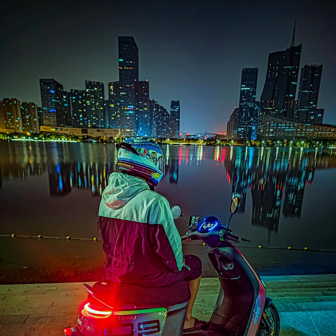 爱骑车的小赵🏍️🏍️
