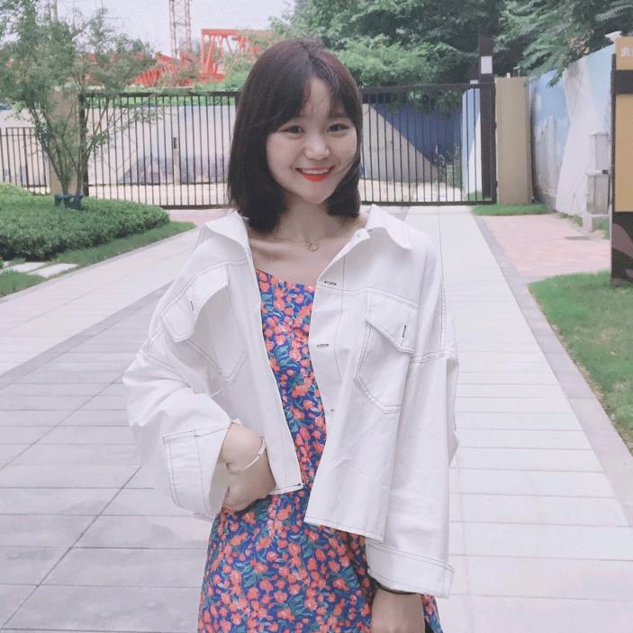 大宝的服装店