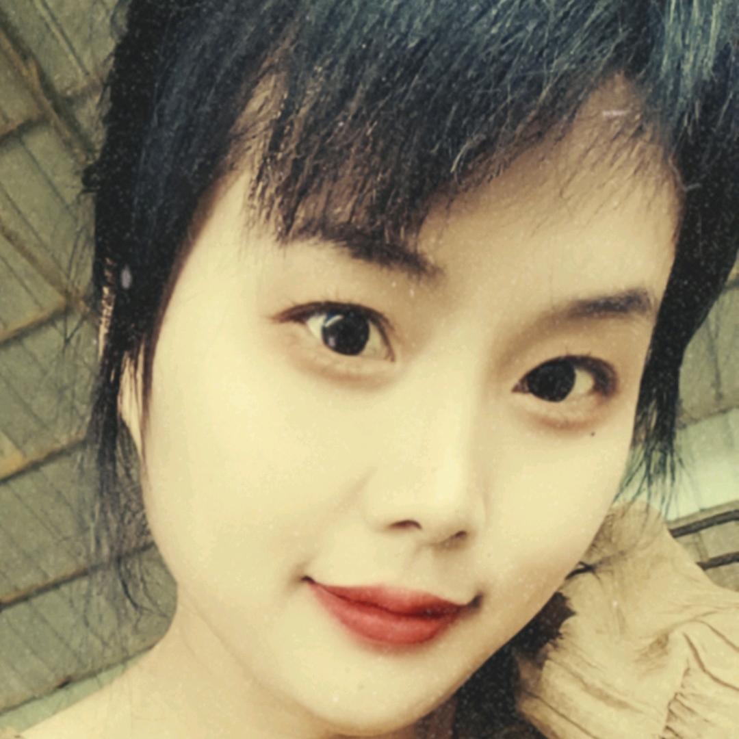 收粮食的小女人