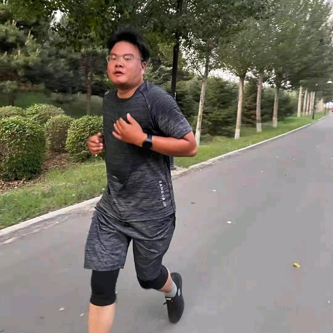 东  哥
