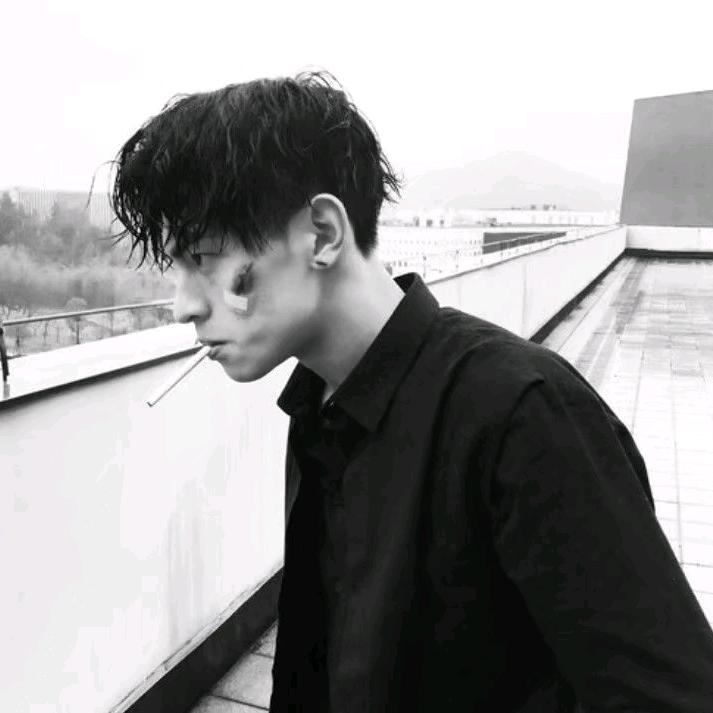 越努力越幸运。