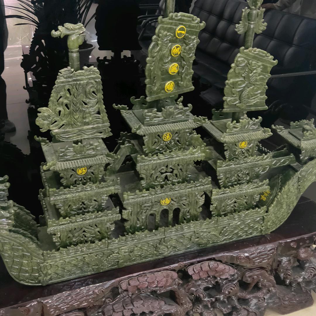 抬头就看见阳光