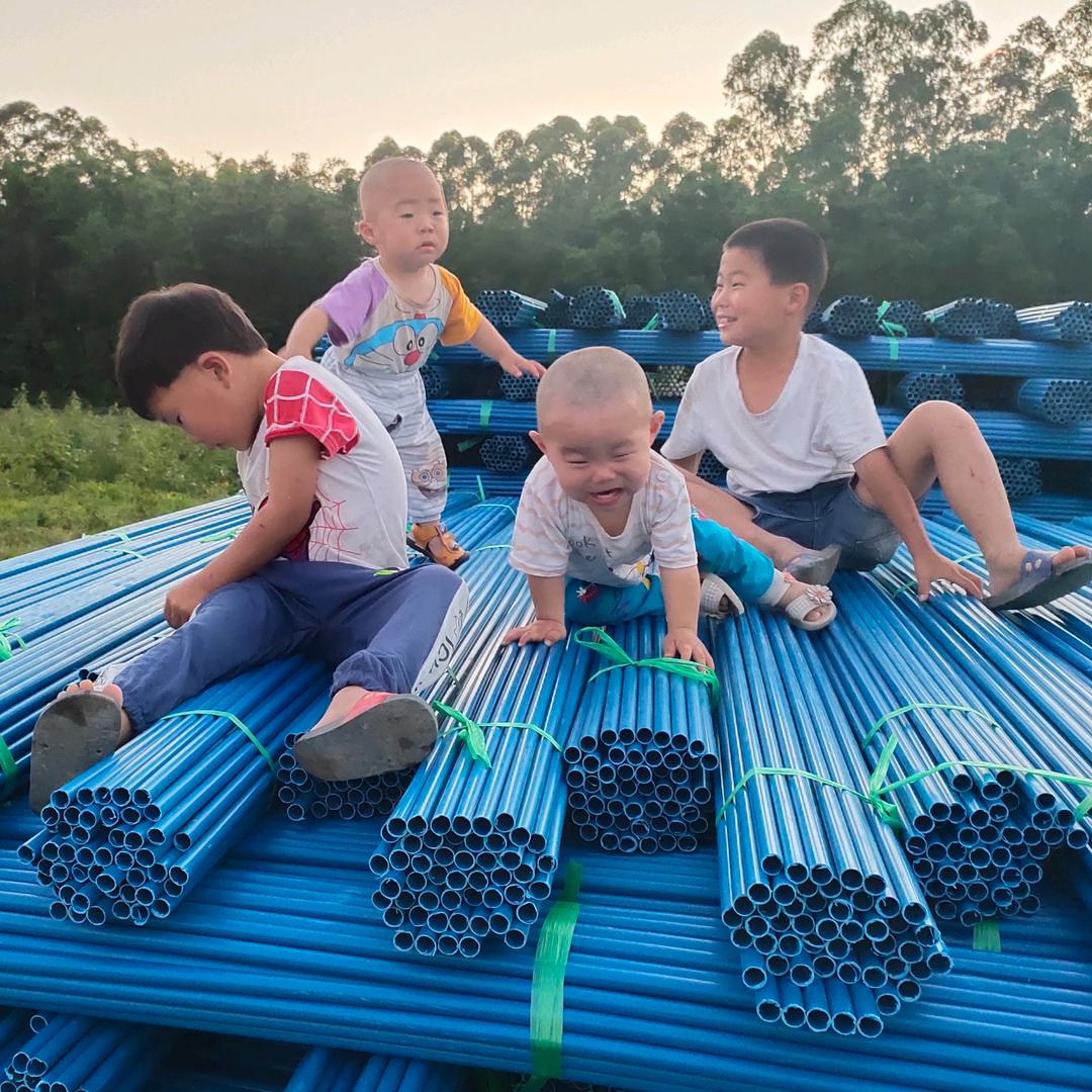 三个儿子一个女儿