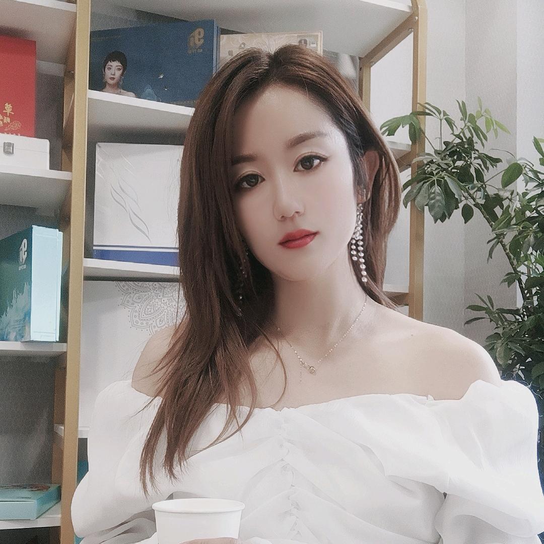 那娜（🇨🇳）