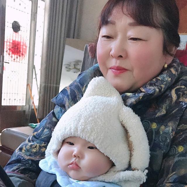 小胡妞的婆婆妈