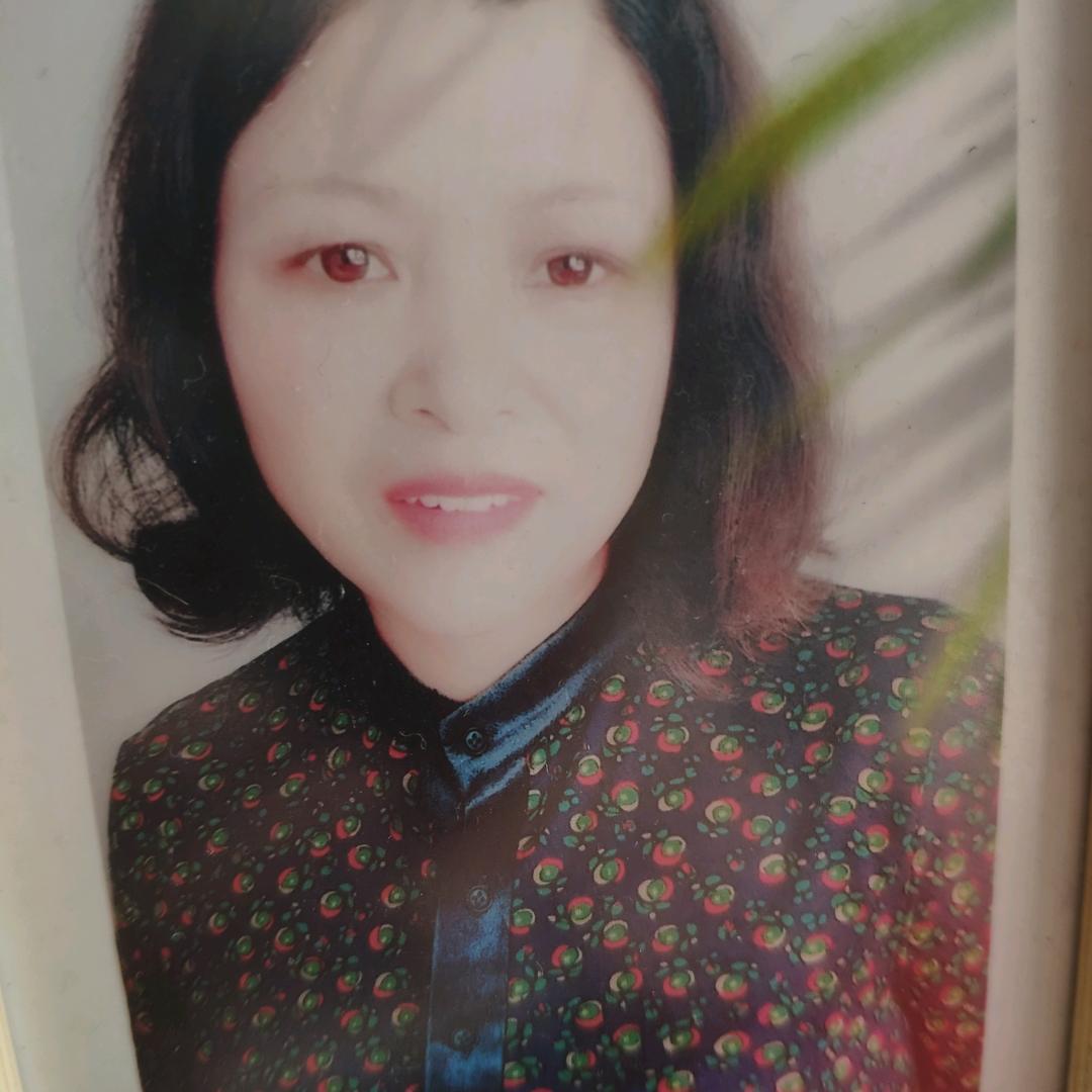 蓝 天