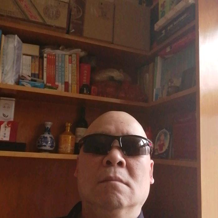 金手指股市帅哥