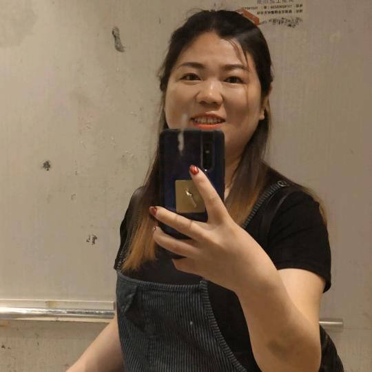 临湘高端美缝    陈会英