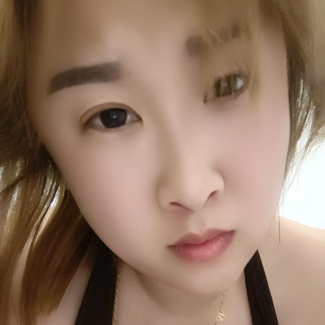 小   颖