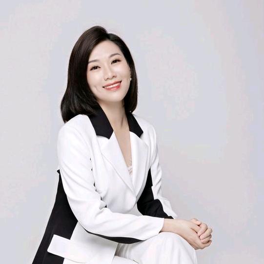 主持人李玲✌️