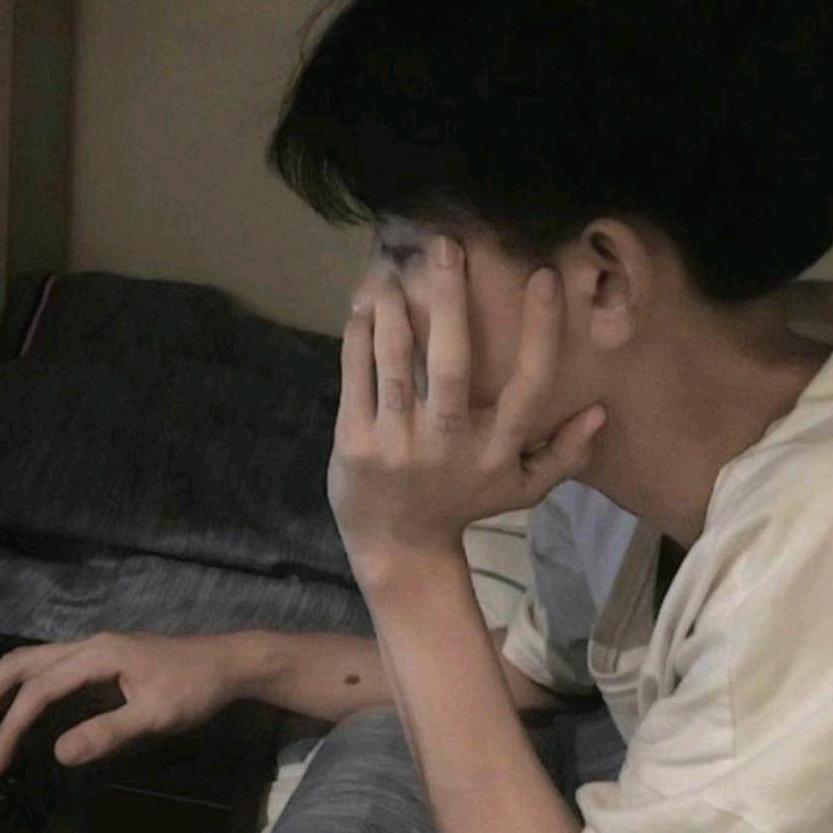 小文不伤感。
